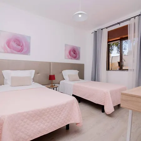 Villa Rosa Dos Ventos By Innkeeper