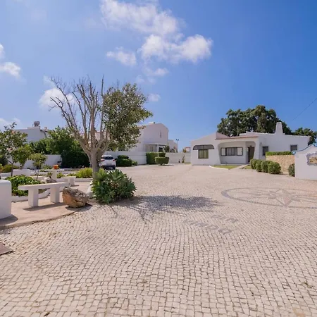 Villa Rosa Dos Ventos By Innkeeper Guia (Faro)